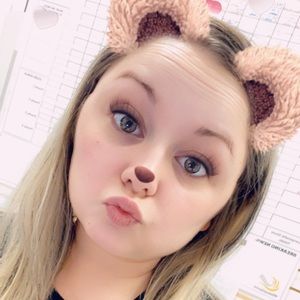 Meet your Posher, Alisa